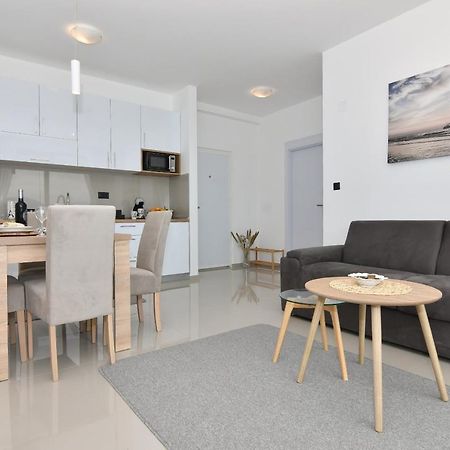 Apartmani Porat Игало Екстериор снимка