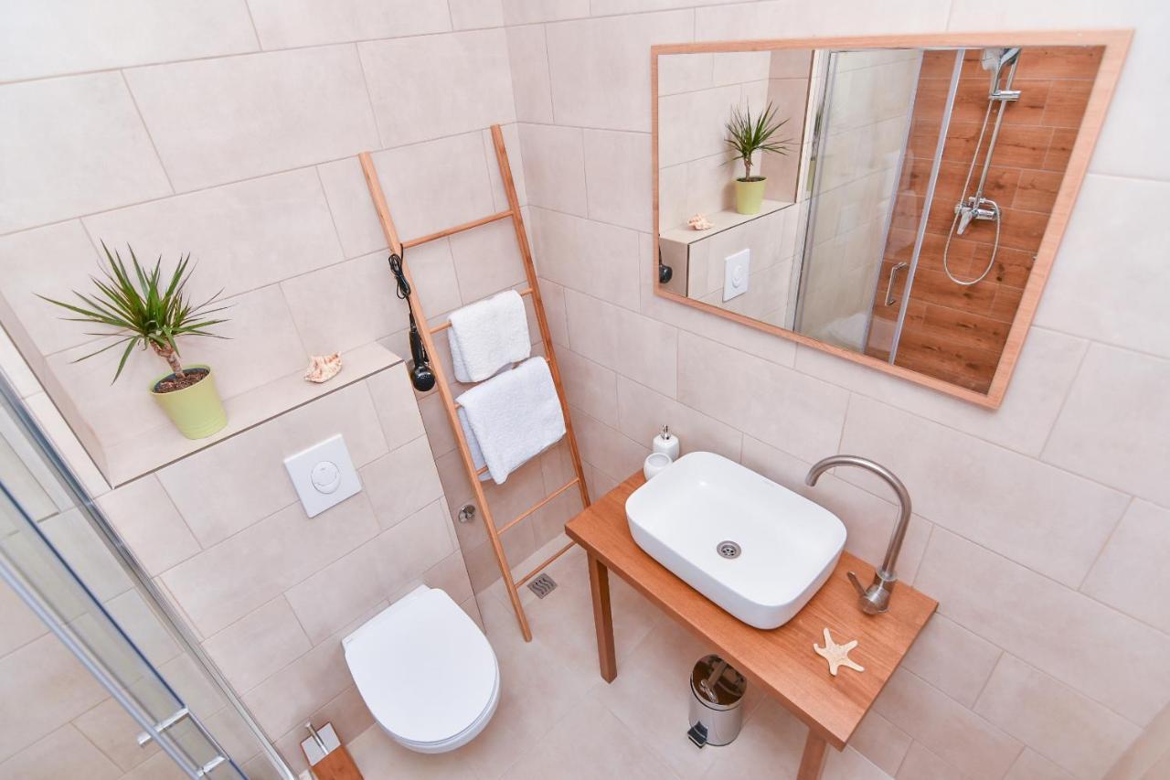 Apartmani Porat Игало Екстериор снимка