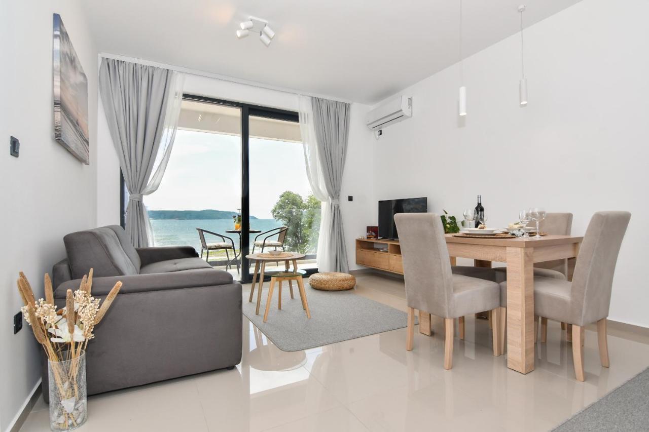Apartmani Porat Игало Екстериор снимка
